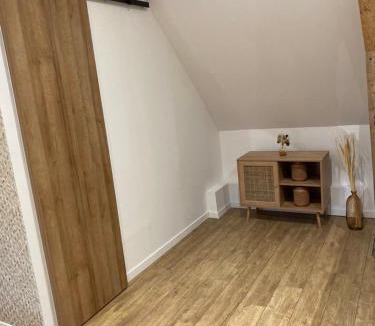 Aire-sur-la-Lys Bed & Breakfast | La petite Suite de La Jumelle