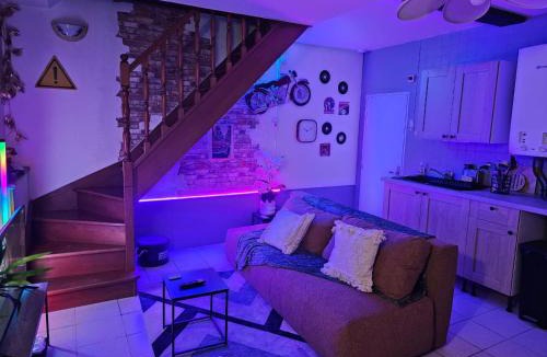 Montherme House | La Phyllade