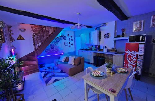 Montherme House | La Phyllade