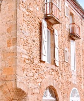 Tartas Apartment | La Pierre n°6 Grand studio avec CLIM