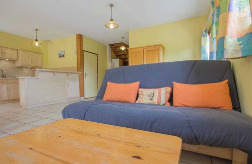 Hauteville House | LA PIERRE TAILLEE - GRAND ARC