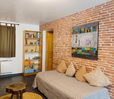 Digne-les-Bains Apartment | La Pinède - Détente & Entrée autonome