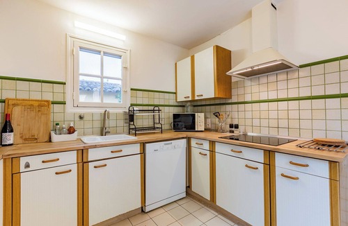 Beziers Villa | La Pinède: Character house in the vineyards
