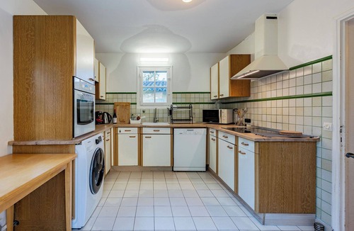 Beziers Villa | La Pinède: Character house in the vineyards