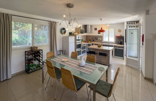 Bellegarde-du-Razes Villa | La Pinede - Five Bedroom Villa, Sleeps 11