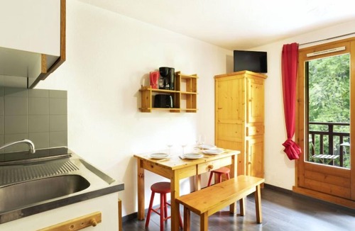 Saint-Gervais-les-Bains Apartment | La Piste B71 by Interhome
