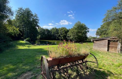 Villaines-la-Juhel Apartment | La Pitardière Gite