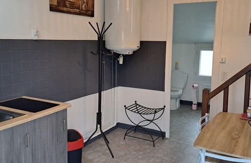 Eguzon-Chantome Apartment | LA PIVOINE