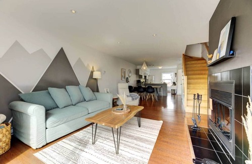 Magog Apartment | La Place du Village
