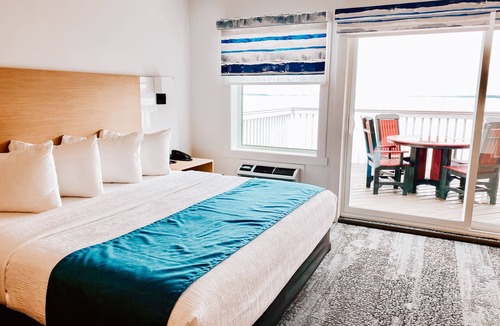 Fort Frances Hotel | La Place Rendez-Vous