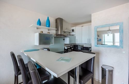 Courseulles-sur-Mer Apartment | La Plage - Appartement vue mer