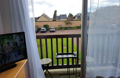 Courseulles-sur-Mer Apartment | La plage