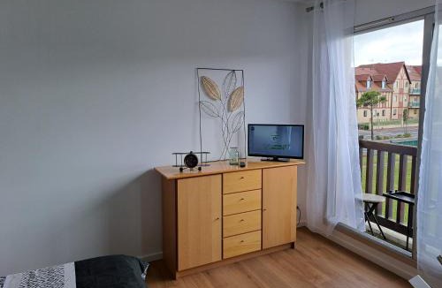 Courseulles-sur-Mer Apartment | La plage