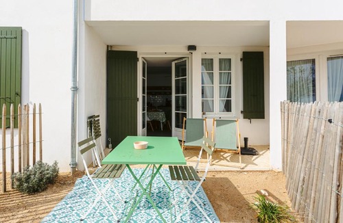 Rivedoux-Plage Apartment | La Plage, Rivedoux Beach House