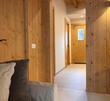 Avia Apartment | La Plana allotjament rural