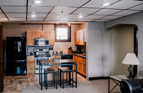 Salina Apartment | La Plaza-corporate housing- monthly discounts!