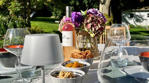 Aix-en-Issart House | La Plonploniere