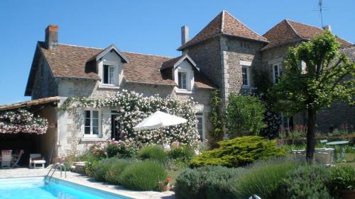 Vouneuil-sur-Vienne Bed & Breakfast | La pocterie