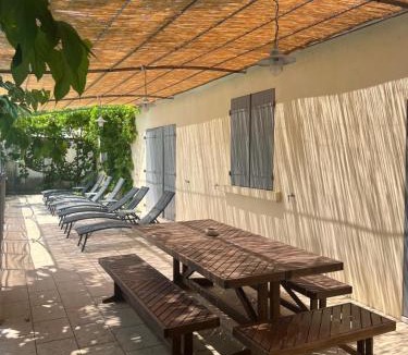 Sernhac Villa | La Poema