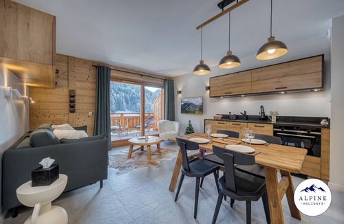 Saint-Jean-de-Sixt Apartment | La Pointe Percée: Alpine Retreat 4*