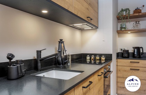 Saint-Jean-de-Sixt Apartment | La Pointe Percée: Alpine Retreat 4*