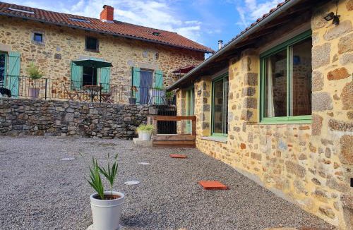 Saint-Mathieu House | La Porcherie