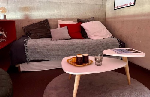Roubaix Hotel | La Porte Rouge RBX