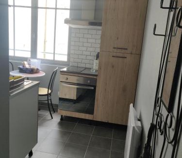 Vendome Apartment | La porte St Georges, le centre ville