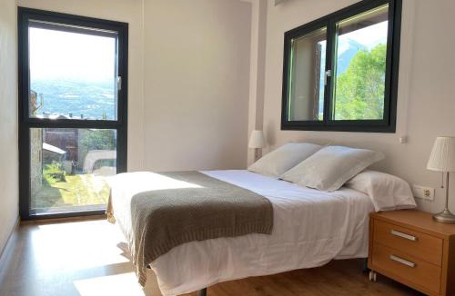 Pauls de Flamisells Apartment | La Portella