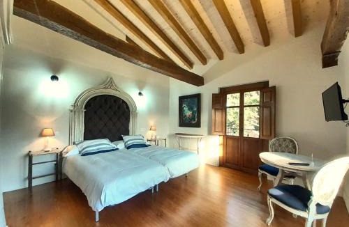 Molledo Hotel | LA POSADA DEL TENOR