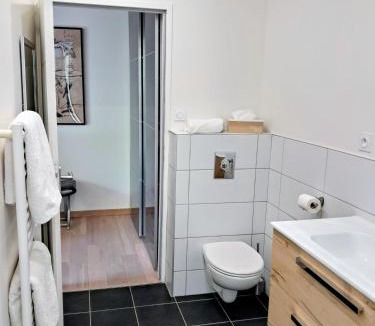 Apt Bed & Breakfast | La Possibilité d'une Ile