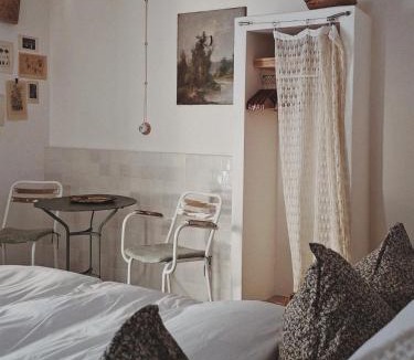 Lieuran-Cabrieres House | La Potentille