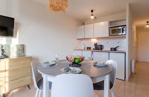 Port Guillaume Apartment | La Presqu'île by Interhome