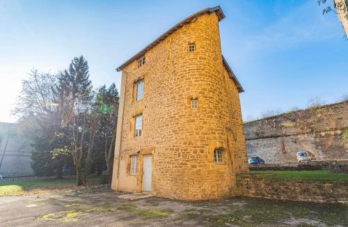 Sedan Apartment | La Prima Mora maison médiévale au coeur du château