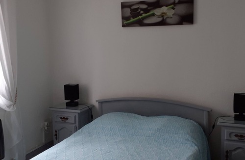 Volx Villa | la Provence Appartement de 50m2 Bien Équipé Confortable Quartier