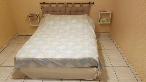 Saint-Sernin-du-Plain Bed & Breakfast | LA PROVIDENCE, chambres d'hôtes