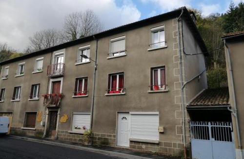 Ferrieres-Saint-Mary Apartment | La Prunelle 1