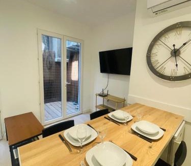 Tournon-sur-Rhone Apartment | La Ptite Terrasse Tournonaise