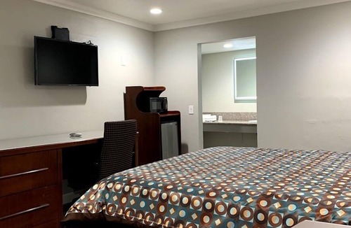 La Puente Hotel | La Puente Inn