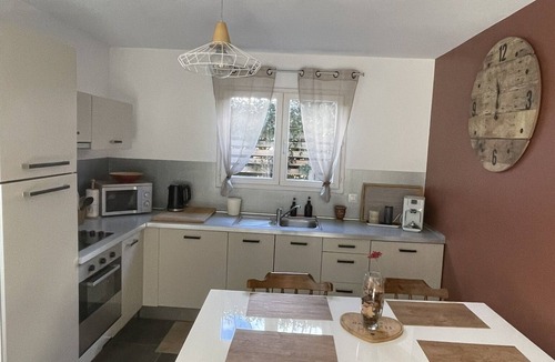 Vallon-Pont-d'Arc Villa | La Quieta, individual comfortable cottage near river and village