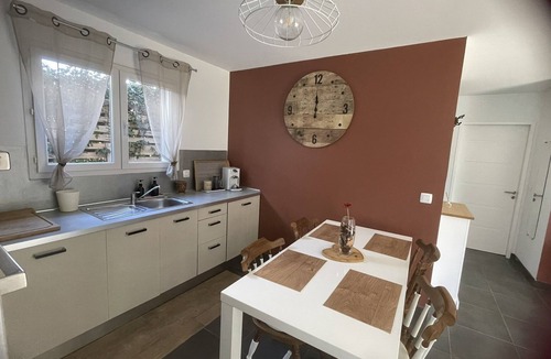 Vallon-Pont-d'Arc Villa | La Quieta, individual comfortable cottage near river and village