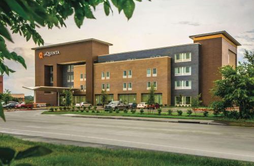 Wellborn Hotel | La Quinta by Wyndham College Station South