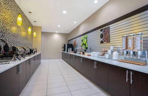 Wellborn Hotel | La Quinta by Wyndham College Station South