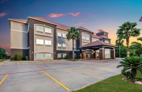 Alvin Hotel | La Quinta by Wyndham Alvin