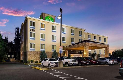 Auburn Hotel | La Quinta by Wyndham Auburn