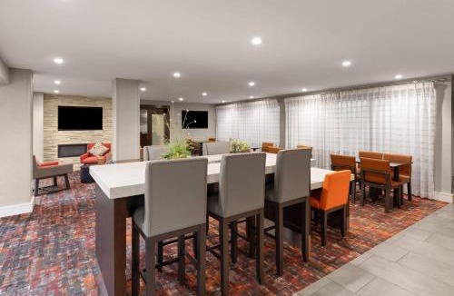 McNeil Hotel | La Quinta by Wyndham Austin Round Rock