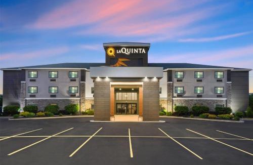 Batavia Hotel | La Quinta by Wyndham Batavia