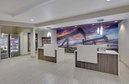 Big Spring Hotel | La Quinta by Wyndham Big Spring