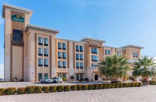 Carlsbad Hotel | La Quinta by Wyndham Carlsbad