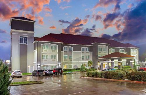 Cleburne Hotel | La Quinta by Wyndham Cleburne